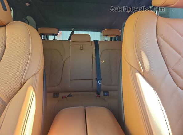 5UX13EU05S9Y43918 2025 BMW X5 Turquoise Rear seats view