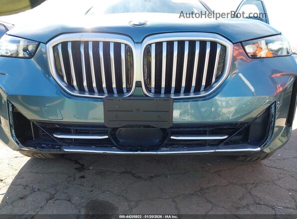 5UX13EU06R9S86382 2024 BMW X5 Green Вид спереду