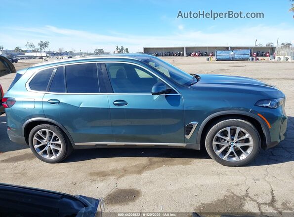 5UX13EU06R9S86382 2024 BMW X5 Green Вид задньої частини салону