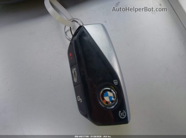5UX23EM00R9S13092 2024 BMW X7 Dark Blue Вид панели приборов