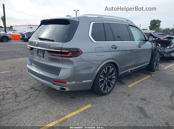 5UX23EM02S9W46547 2025 BMW X7 Silver Rear right