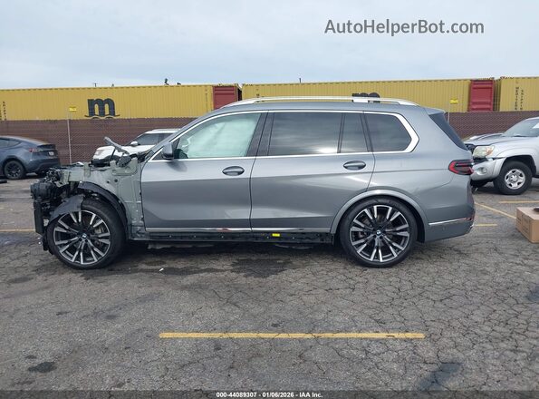 5UX23EM02S9W46547 2025 BMW X7 Silver 360 interior view