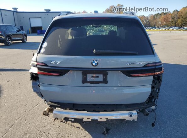 5UX23EM02T9055345 2026 BMW X7 Blue Вид ззаду