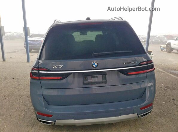 5UX23EM03S9000532 2025 BMW X7 Gray Vista trasera