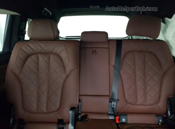 5UX23EM03S9000532 2025 BMW X7 Gray Vista de los asientos traseros