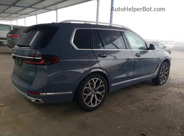 5UX23EM03S9000532 2025 BMW X7 Gray Trasero derecho