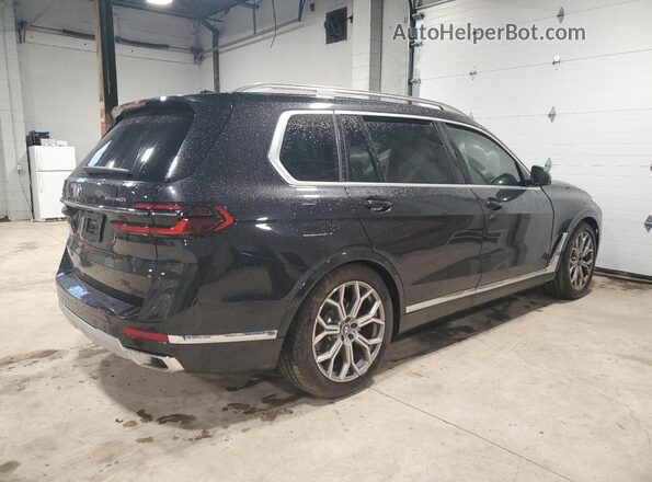 5UX23EM05T9024400 2026 BMW X7 Black Задня права чверть