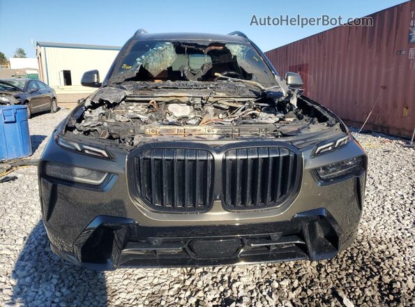5UX23EM07R9U84831 2024 BMW X7 Brown Widok z przodu
