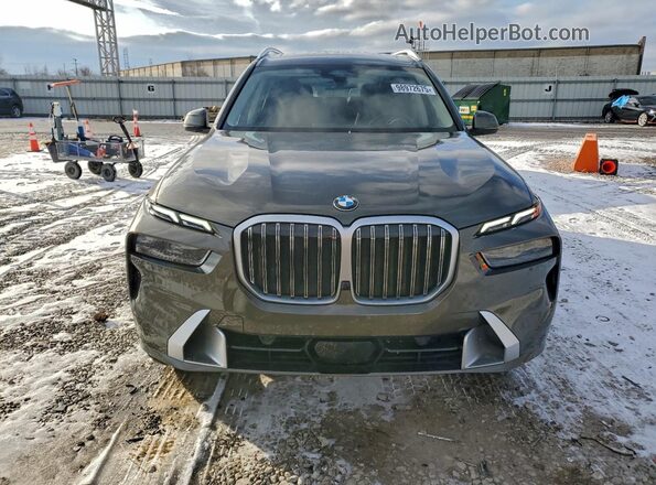 5UX23EM09R9T49222 2024 BMW X7 Tan Front view