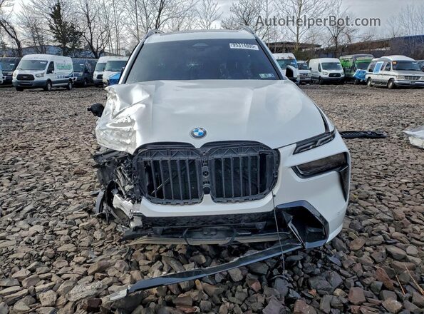 5UX23EM09R9U60255 2024 BMW X7 White Vista frontal
