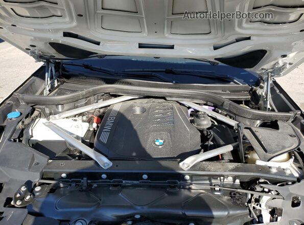 5UX23EU04S9Y21901 2025 BMW X5 White ძრავის განყოფილების ხედი