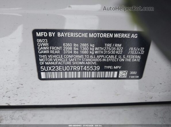 5UX23EU07R9T45539 2024 BMW X5 White Widok komory silnika