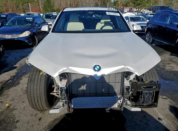 5UX23EU08S9Z37747 2025 BMW X5 White წინა ხედი