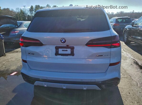 5UX23EU08S9Z37747 2025 BMW X5 White უკანა ხედი