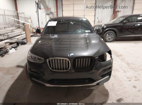 5UX2V1C04M9D87148 2021 BMW X4 Серый Вид задней части салона