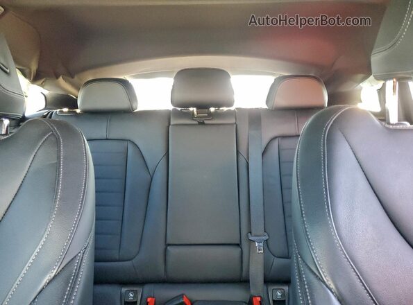 5UX2V1C08M9H97242 2021 BMW X4 Black უკანა სავარძლების ხედი