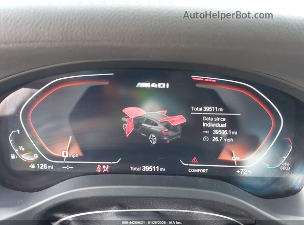 5UX2V5C04M9D93698 2021 BMW X4 White Widok tylnych siedzeń