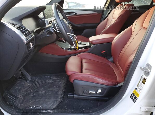 5UX33DT02N9K81856 2022 BMW X4 White Widok wnętrza z przodu