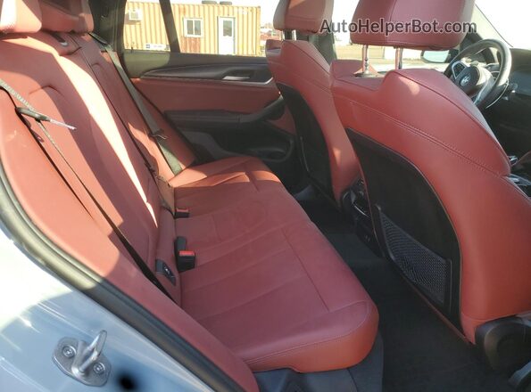 5UX33DT07N9L98039 2022 BMW X4 Gray Հետևի նստատեղերի տեսք