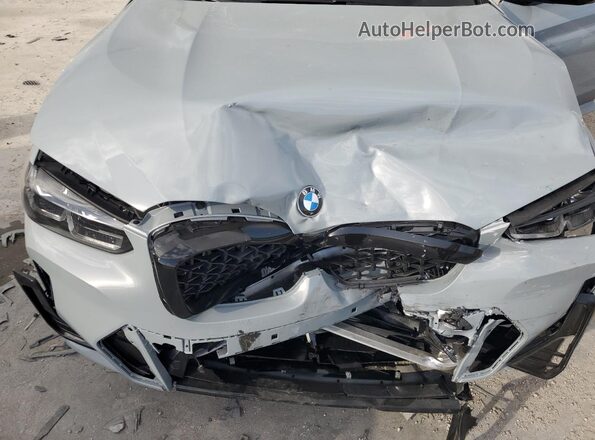 5UX33DT08S9Y22341 2025 BMW X4 Gray Շարժիչի բաժամունքի տեսք