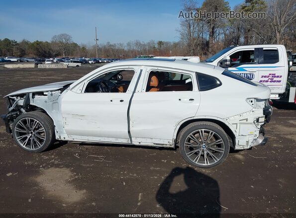 5UX33DT09P9P80799 2023 BMW X4 White Панорамний вид салону 360°