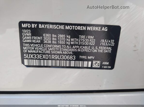 5UX33EX01R9U30683 2024 BMW X6 White Вид підкапотного простору