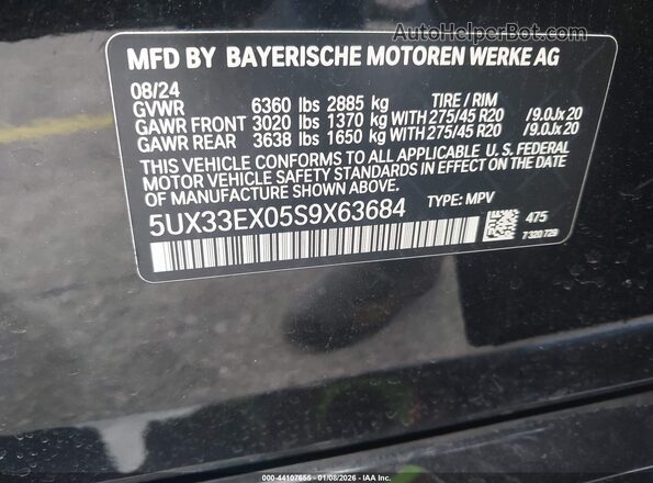 5UX33EX05S9X63684 2025 BMW X6 Black Widok komory silnika