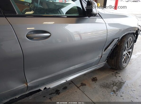 5UX33EX05S9Z55414 2025 BMW X6 Gray 