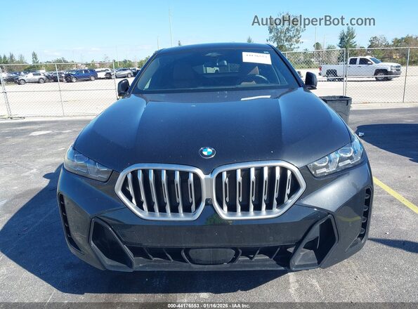 5UX33EX06S9Z23538 2025 BMW X6 Black Vista interior trasera