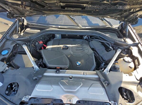 5UX43DP04R9W43352 2024 BMW X3 Black ძრავის განყოფილების ხედი