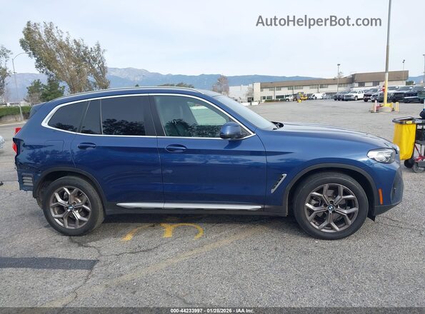 5UX43DP07N9M15503 2022 BMW X3 Blue Vista interior de 360 grados
