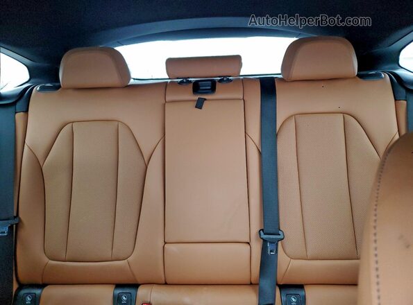 5UX43DT04N9K07567 2022 BMW X4 Черный Вид задних сидений