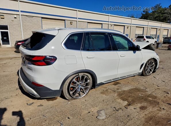 5UX43EU01S9X97209 2025 BMW X5 White Հետևի աջ