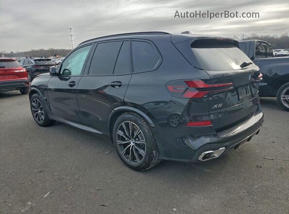 5UX43EU05T9026396 2026 BMW X5 Black Trasero izquierdo