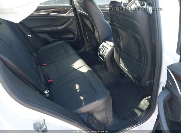 5UX53DP00P9N94037 2023 BMW X3 White Widok naklejki z numerem VIN