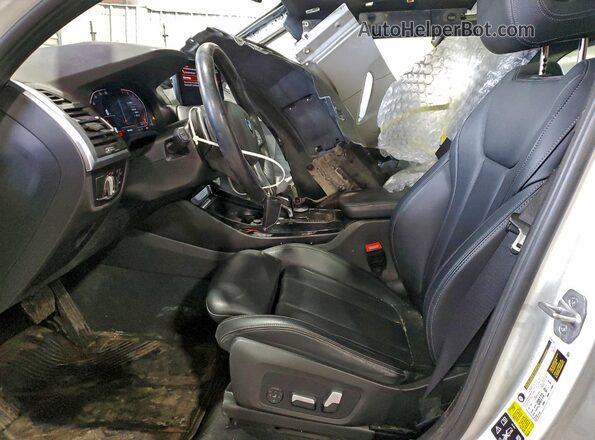 5UX53DP02P9N79846 2023 BMW X3 White წინა სალონის ხედი