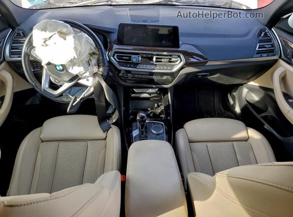 5UX53DP07P9P11869 2023 BMW X3 White Widok deski rozdzielczej