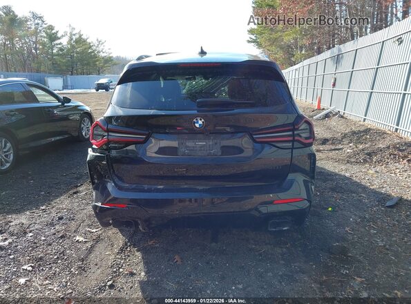 5UX83DP02N9K07112 2022 BMW X3 Black 