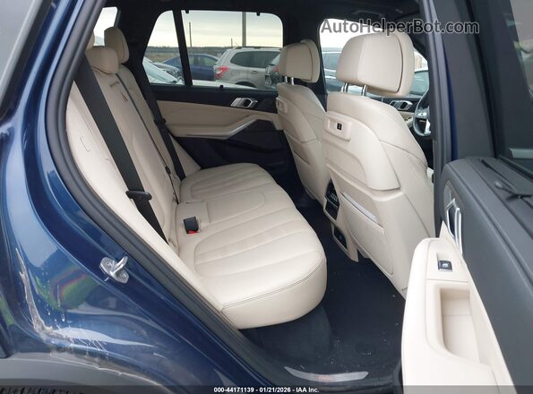 5UXCR6C02M9G16495 2021 BMW X5 Blue 