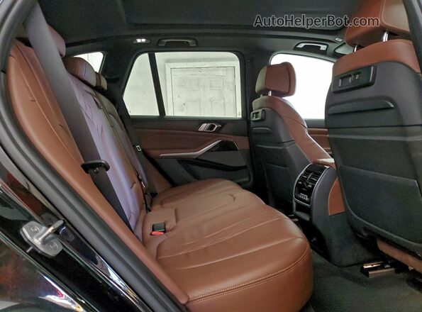 5UXCR6C03L9B99015 2020 BMW X5 Black Սալոնի հետևի տեսք