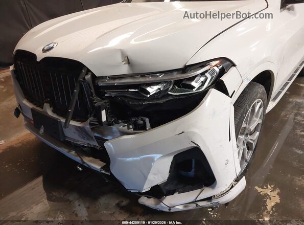 5UXCW2C00L9B44507 2020 BMW X7 Белый Вид спереди