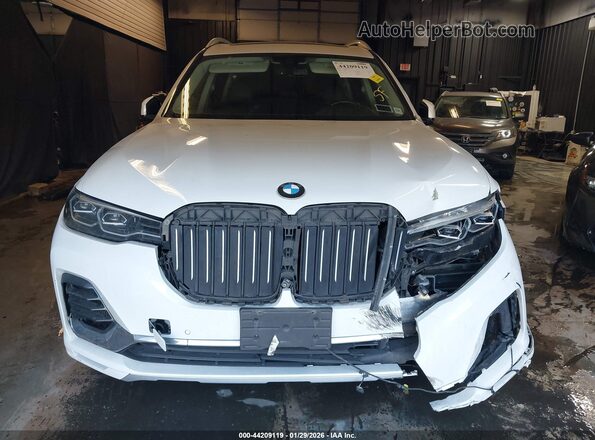 5UXCW2C00L9B44507 2020 BMW X7 Белый Вид задней части салона