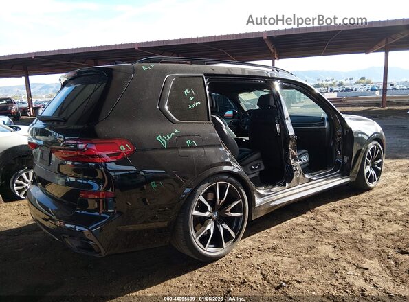 5UXCW2C00L9C79356 2020 BMW X7 Черный Вид спереди