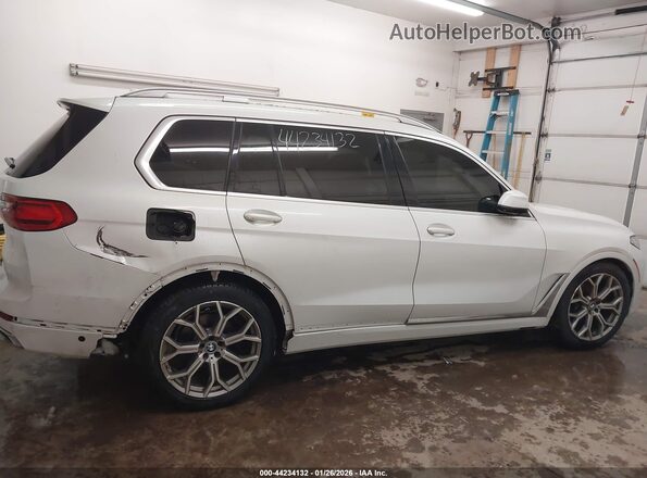 5UXCW2C00M9D78485 2021 BMW X7 White Instrument cluster view
