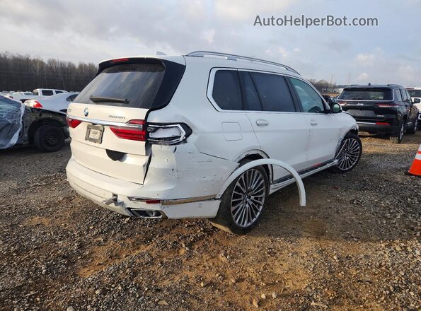 5UXCW2C00M9E44548 2021 BMW X7 White Rear right
