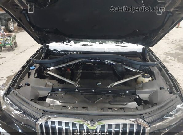 5UXCW2C00M9F66858 2021 BMW X7 Black Вид ззаду