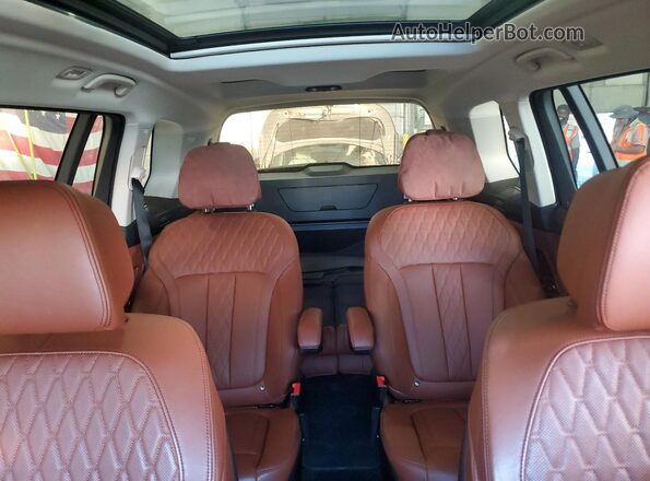 5UXCW2C00N9K18265 2022 BMW X7 Black უკანა სავარძლების ხედი
