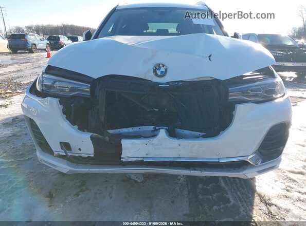 5UXCW2C00N9M49974 2022 BMW X7 White 