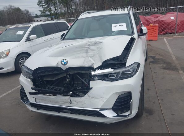 5UXCW2C01L9C50836 2020 BMW X7 White Вид щитка приладів