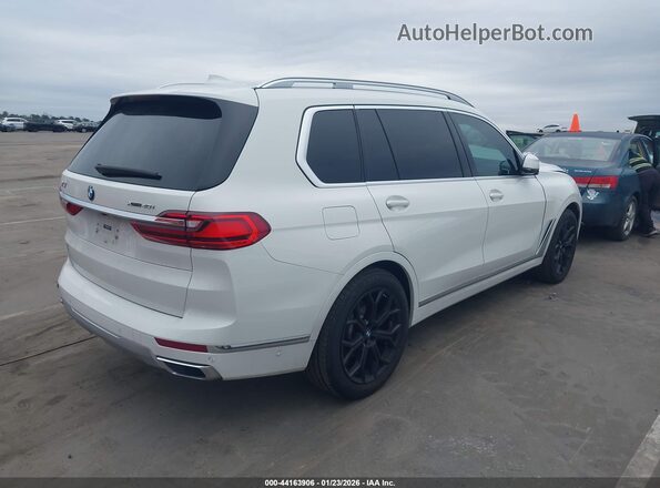 5UXCW2C01L9C50836 2020 BMW X7 White Задня права чверть
